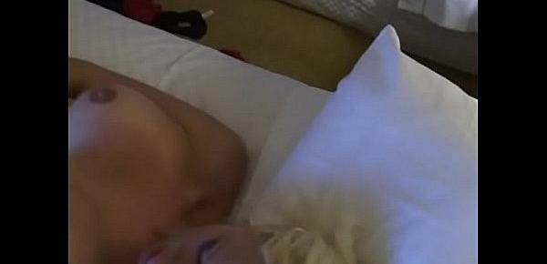  blonde whore gives head in the hotel room